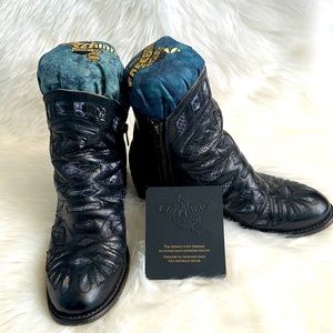 FREEBIRD boots, black with snake inlay, size 8